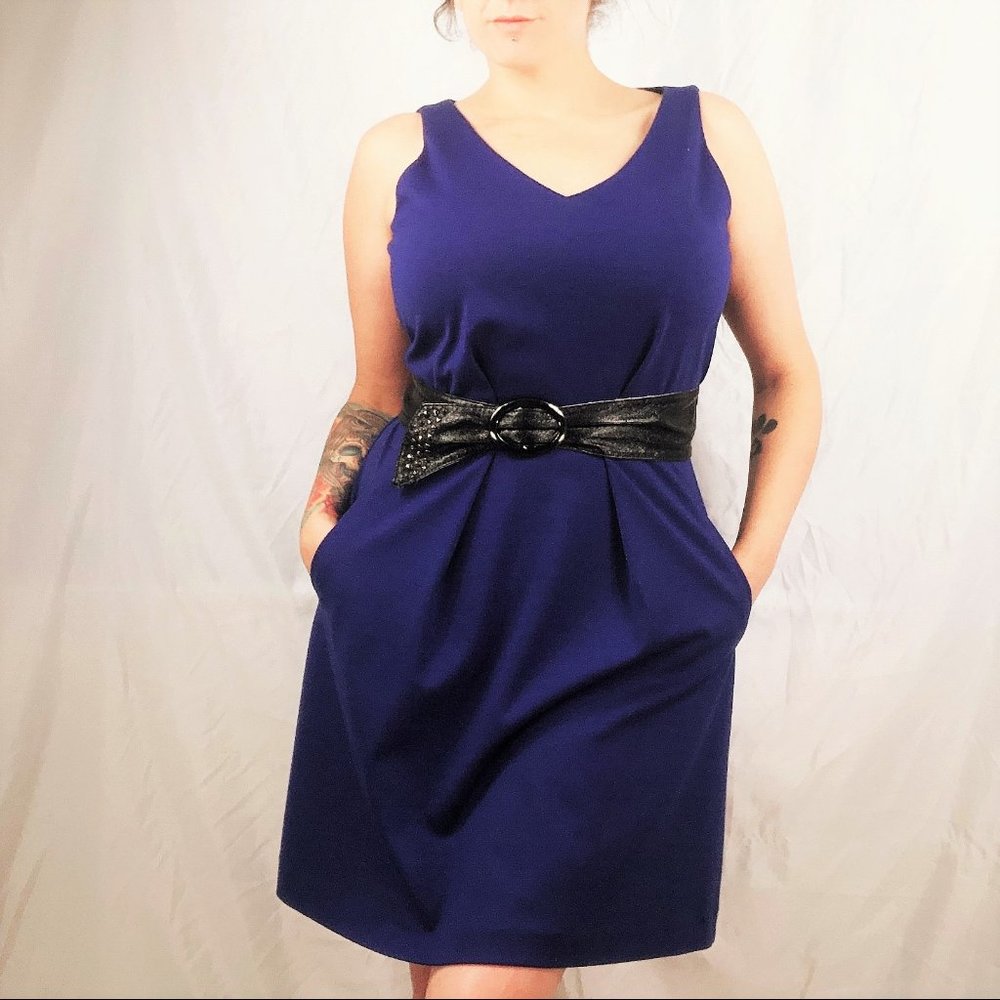 Loft Dress with POckets!  12 TALL!